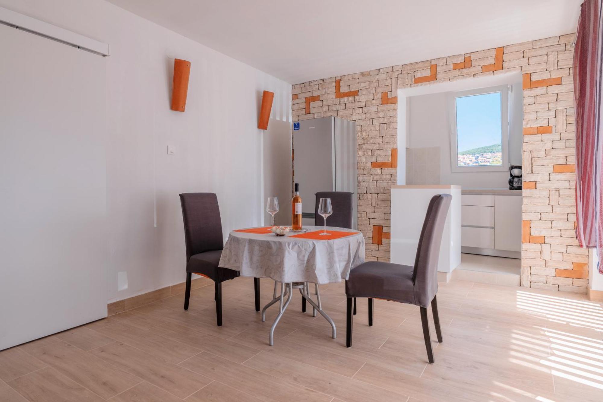 Apartments Ema Šibenik Exterior foto
